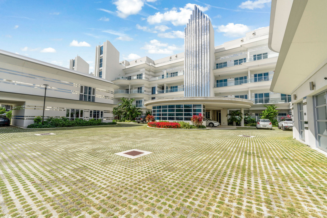 Fin Residence 6 - Furnished 3 Bed Luxury Ocean Front Condo