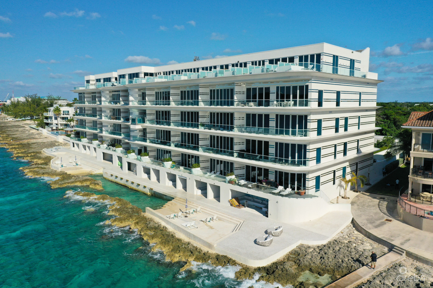 Fin Residence 6 - Furnished 3 Bed Luxury Ocean Front Condo