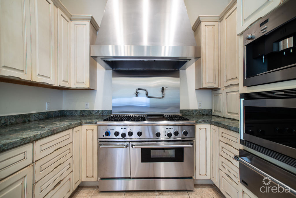 The Sand Bluff Estate  Gun Bay, East End