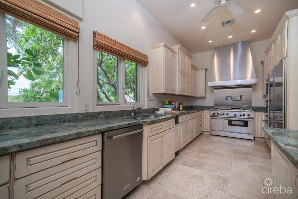 The Sand Bluff Estate  Gun Bay, East End