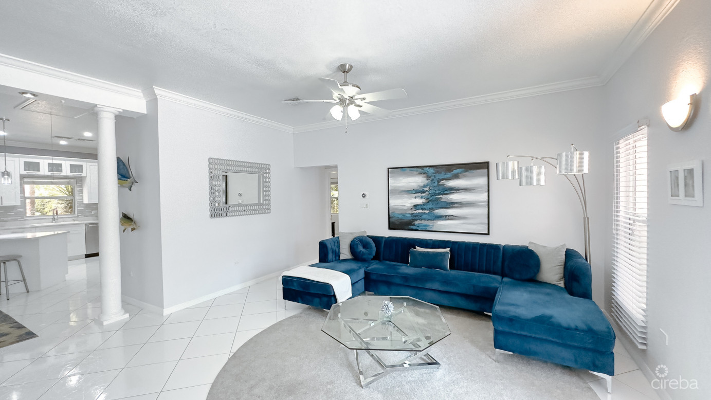 Ocean View Family Home Spotts