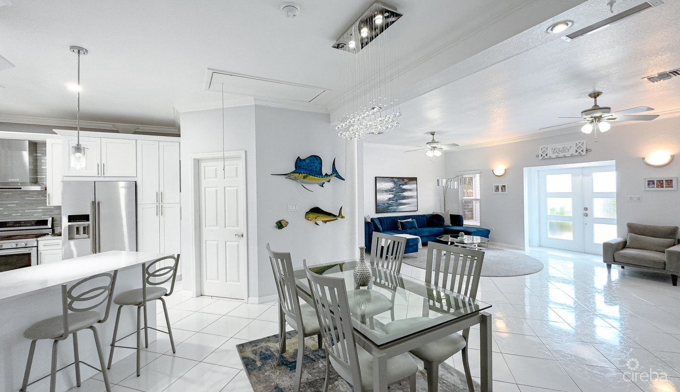 Ocean View Family Home Spotts