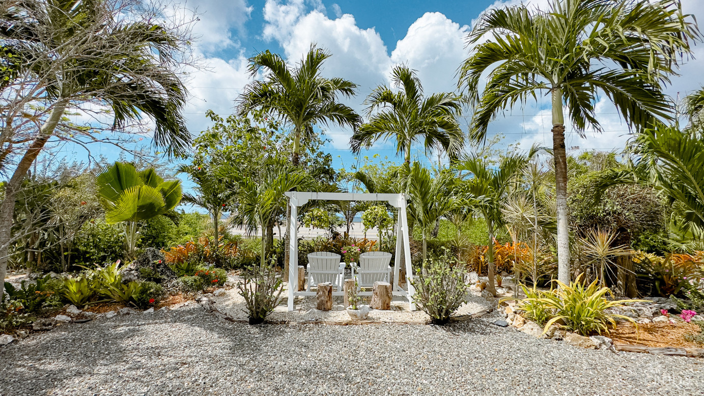 Ocean View Family Home Spotts