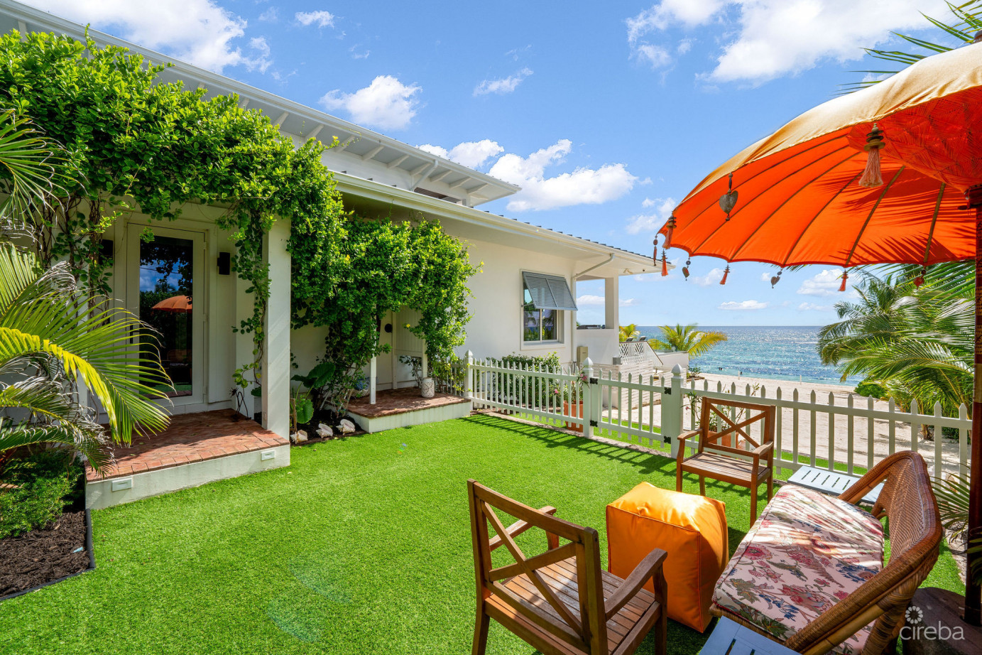 Spotts Beach Cottage