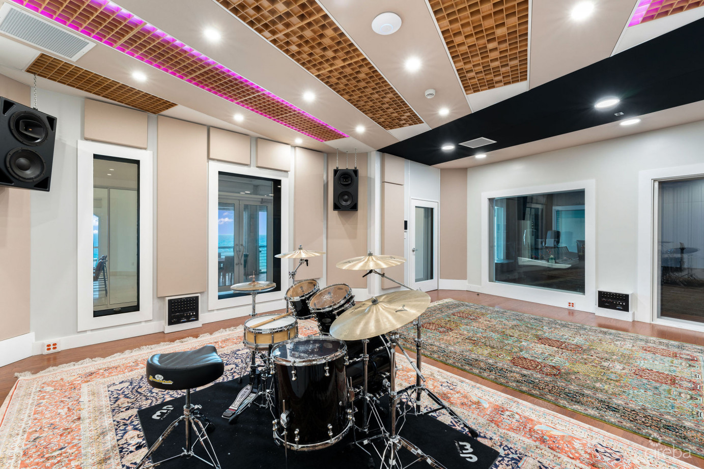 Whitehall House - Prime Commercial Building