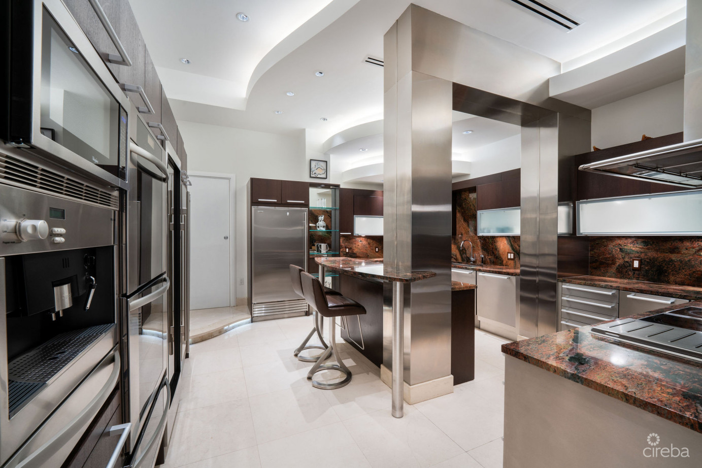 Whitehall House - Prime Commercial Building