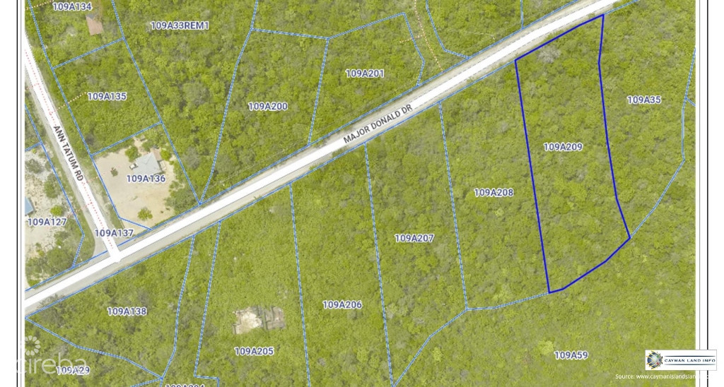 On The Bluff - Cayman Brac Land