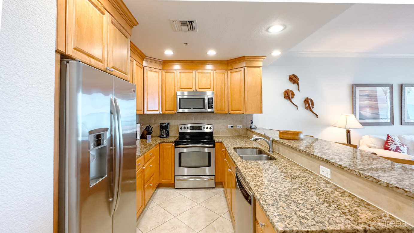 South Bay Beach Club