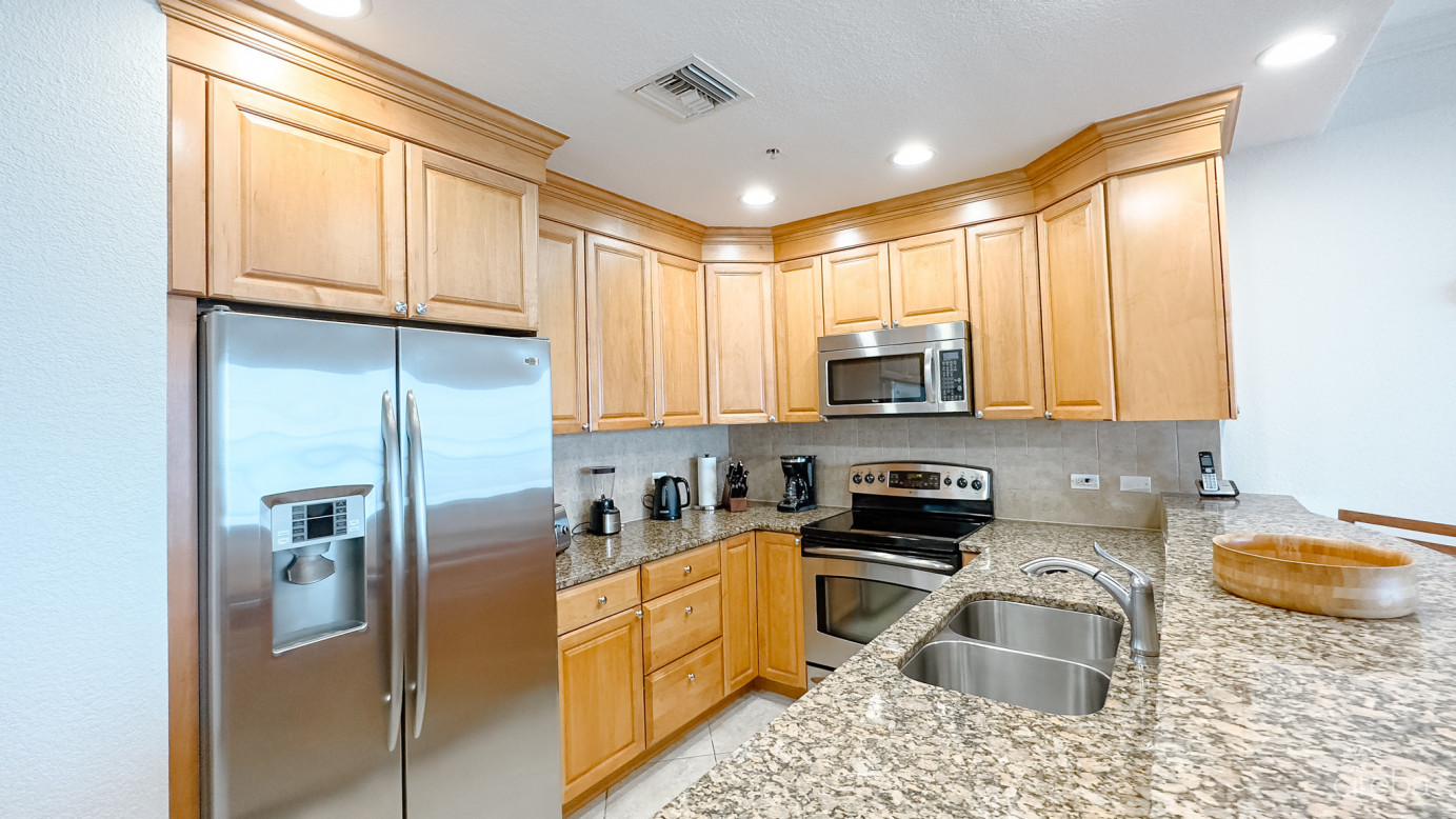 South Bay Beach Club