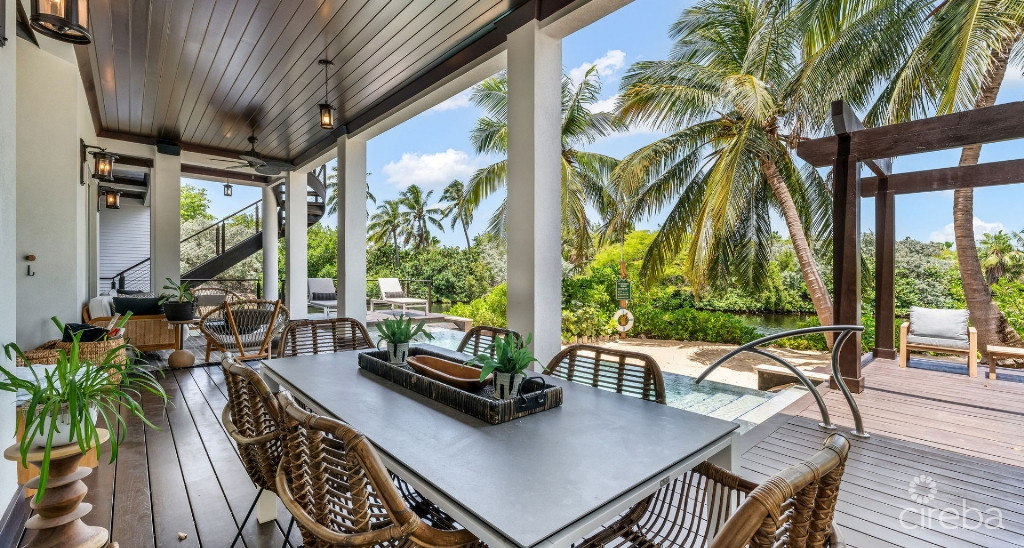 One Love - Deckhouse At The Ritz- Carlton One Love - Deckhouse At The Ritz- Carlton