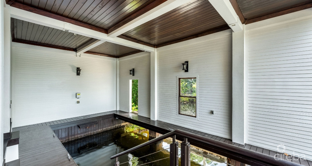 One Love - Deckhouse At The Ritz- Carlton One Love - Deckhouse At The Ritz- Carlton