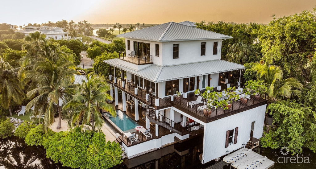 One Love - Deckhouse At The Ritz- Carlton One Love - Deckhouse At The Ritz- Carlton