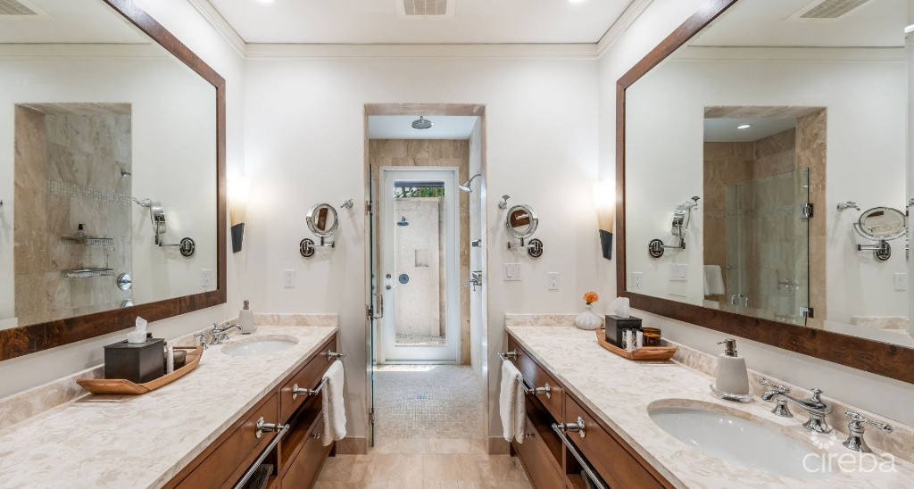 One Love - Deckhouse At The Ritz- Carlton One Love - Deckhouse At The Ritz- Carlton