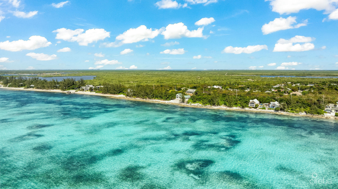 Longfellow Circle 18, Breakers Family Home