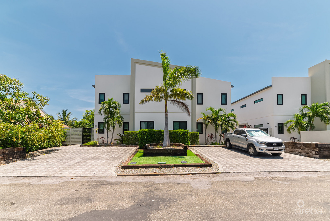 South Sound Nusa Villas Beautiful Home With Pool