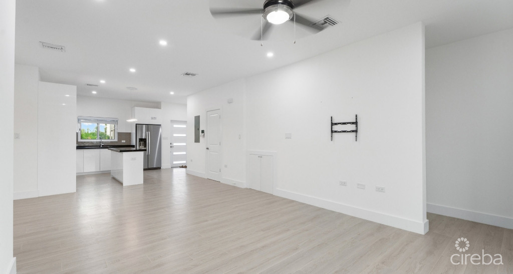 Yarl 3 Bed, 3 Bath Townhome #88 (end Unit)