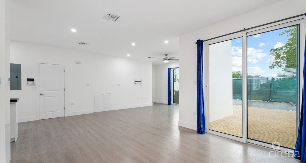 Yarl 3 Bed, 3 Bath Townhome #88 (end Unit)