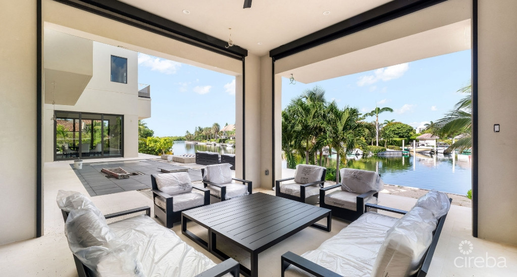 Brand New Vista Del Mar Home