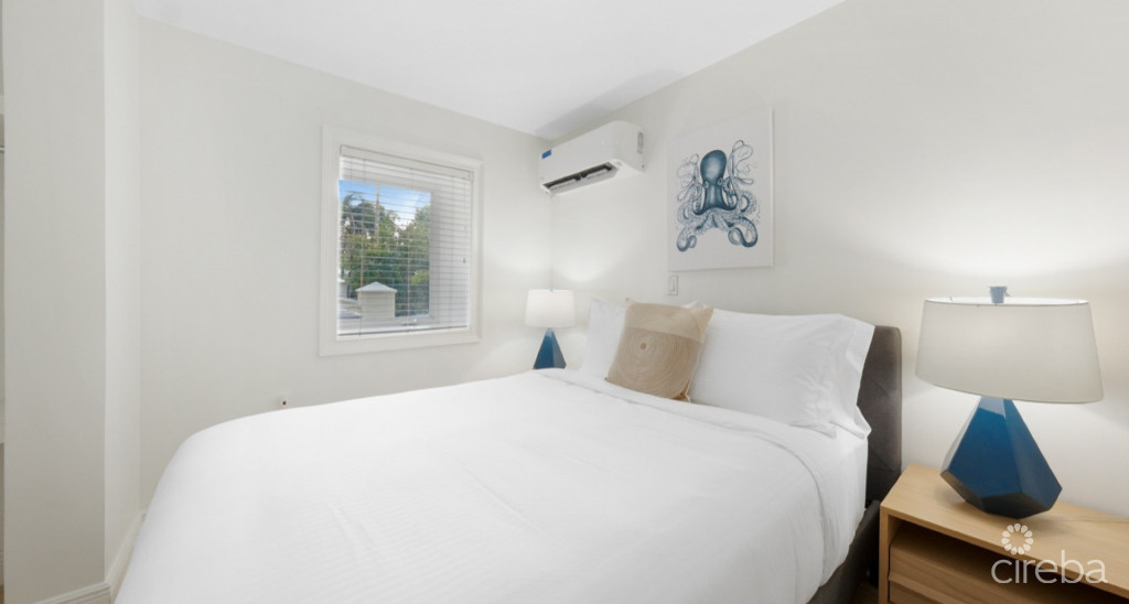 West Bay Road Multi Unit (5 Condo's) Complex In Prime Smb Location Close To Camana Bay