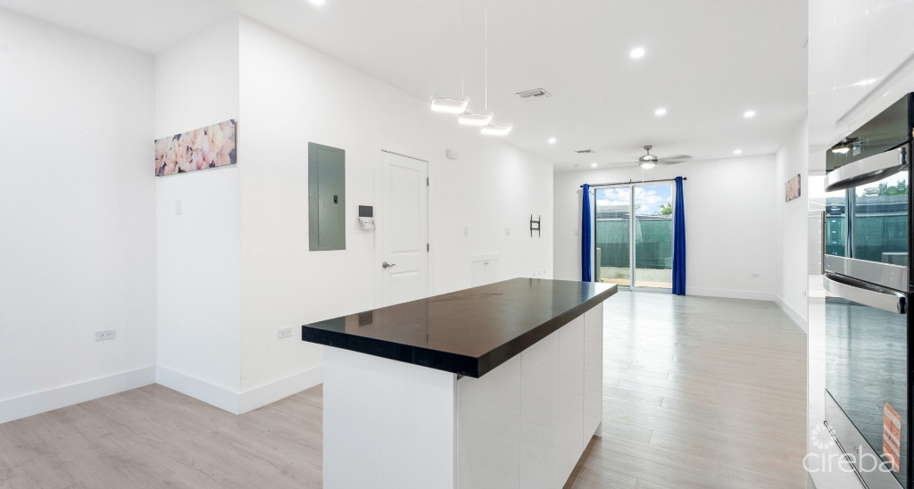 Yarl 3 Bed, 3 Bath Townhome #88 (end Unit)