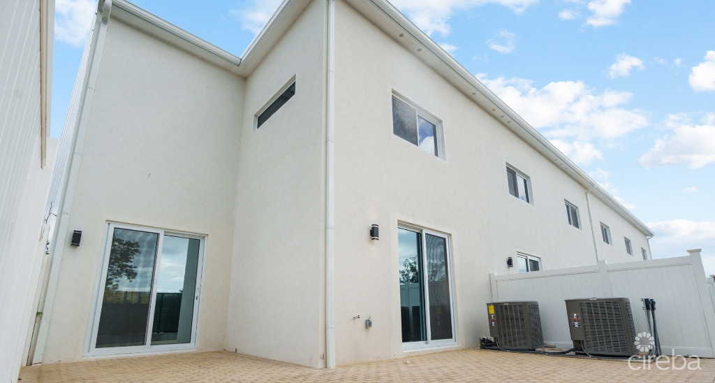 Yarl 3 Bed, 3 Bath Townhome #88 (end Unit)