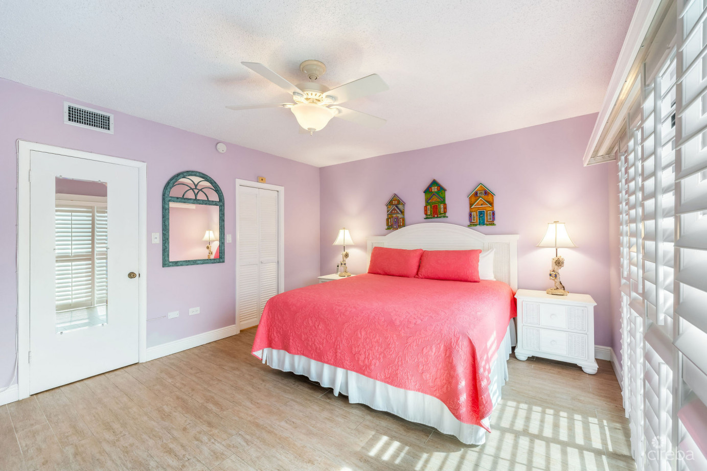 Islands Club #10 - Ground Floor