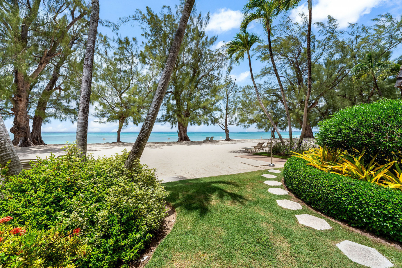 Islands Club #10 - Ground Floor