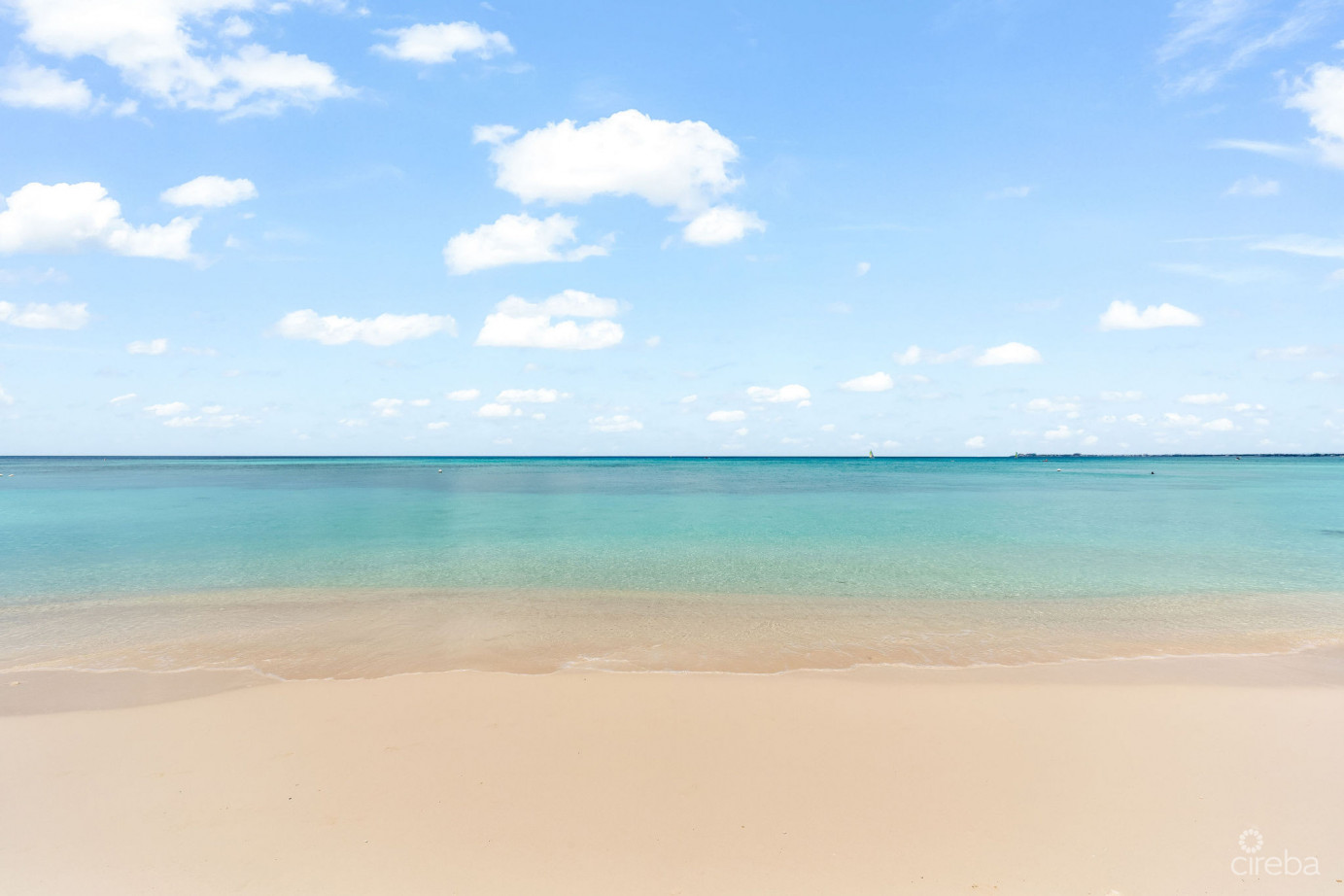 Islands Club #10 - Ground Floor