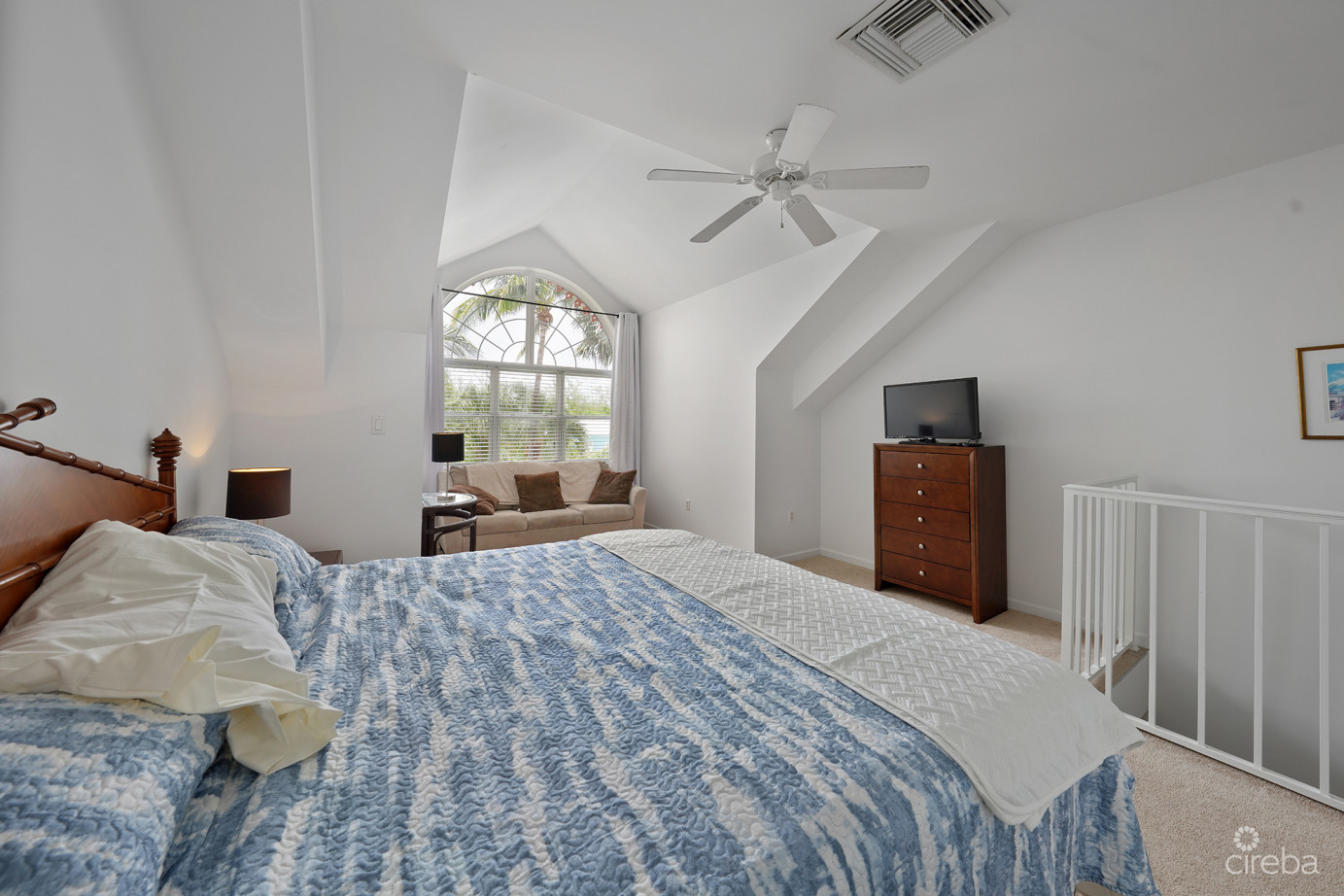 Coconut Bay 118, West Bay Oceanview