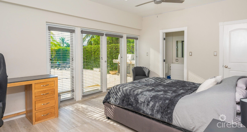 South Reach  Grand Harbour Canal Front Family Home