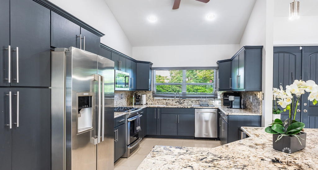 South Reach  Grand Harbour Canal Front Family Home