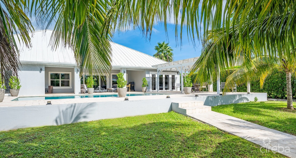 South Reach  Grand Harbour Canal Front Family Home