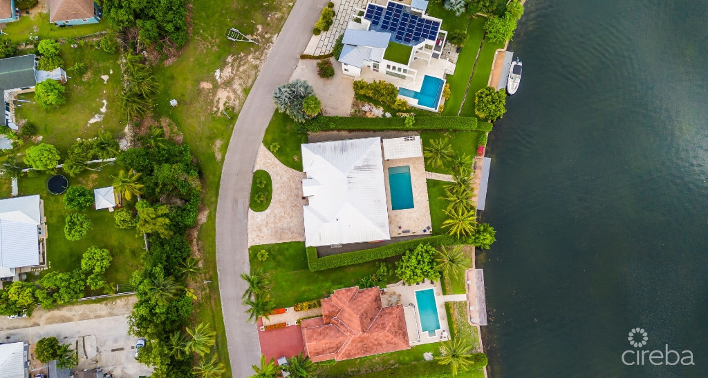 South Reach  Grand Harbour Canal Front Family Home