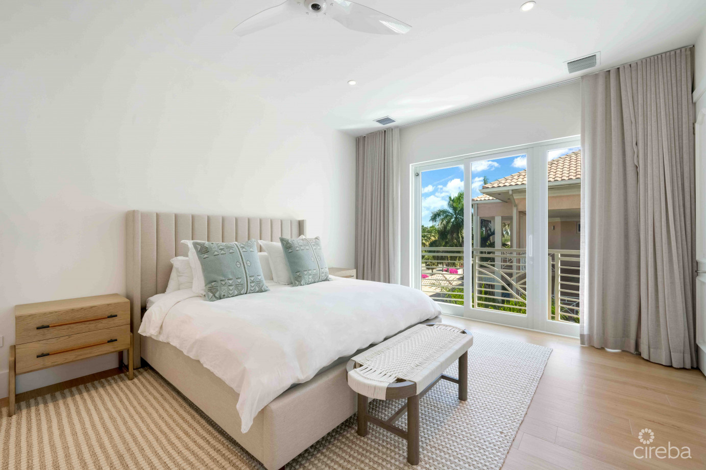 4 Bed Penthouse Seven Mile Beach Mandalay