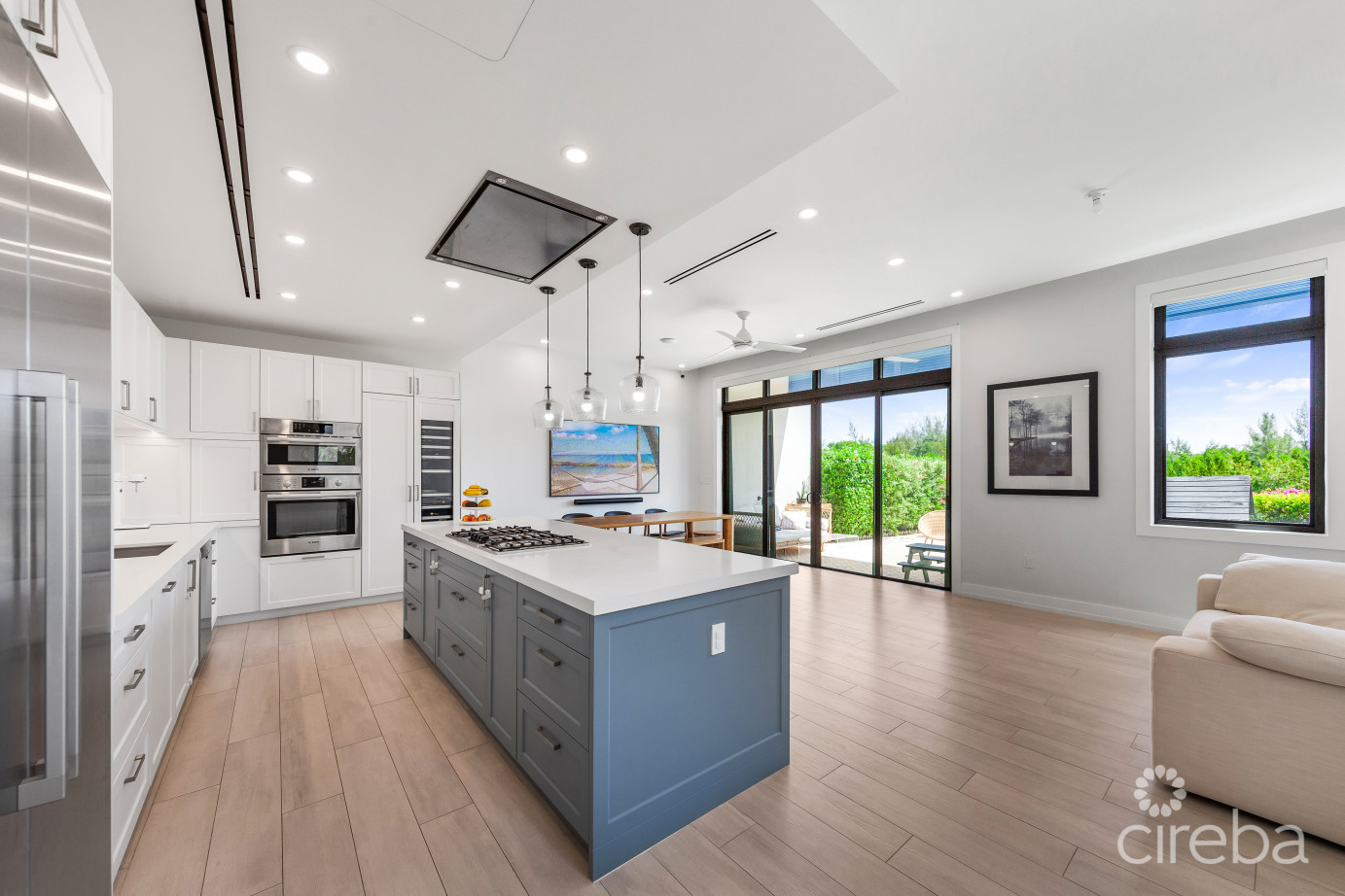 Olea 112,  Canal Front 4 Bed Duplex