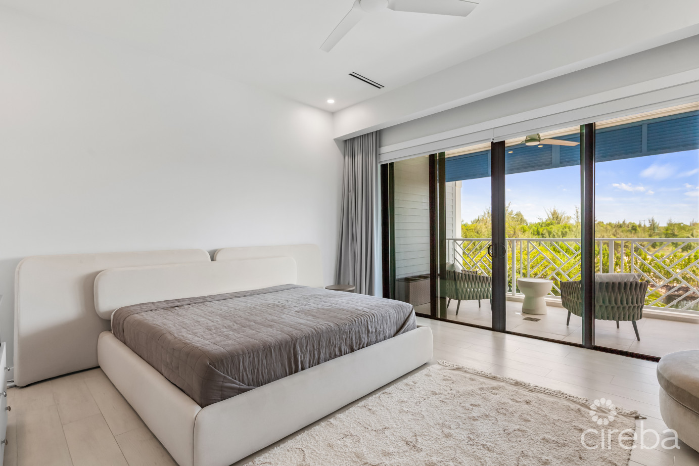 Olea 112,  Canal Front 4 Bed Duplex