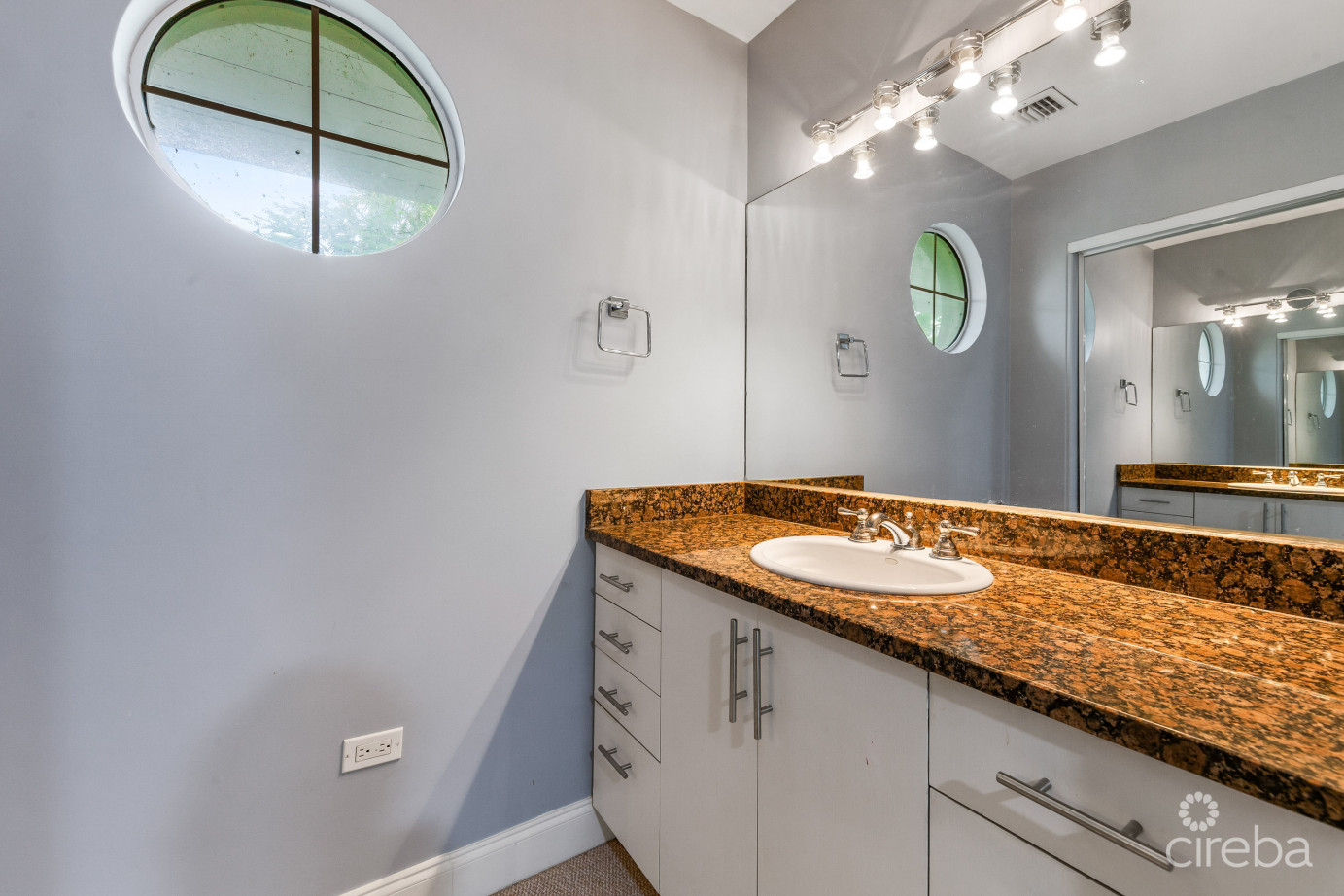 Windsor Village 18,  South Sound Townhome