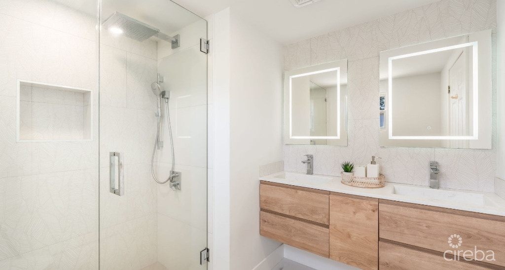 105 Coconut Bay  Upgraded End-unit Townhouse In A Quiet, Oceanfront Community