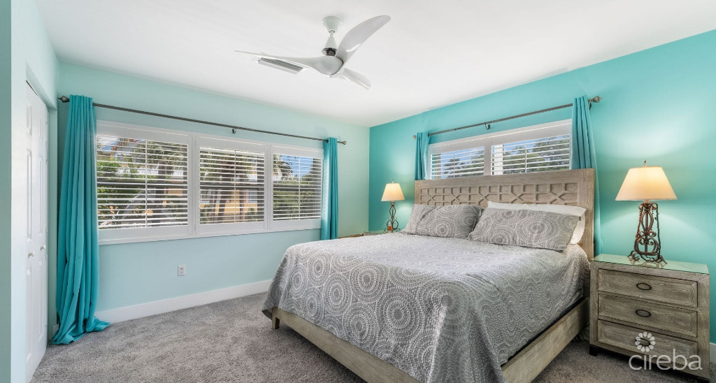 105 Coconut Bay  Upgraded End-unit Townhouse In A Quiet, Oceanfront Community