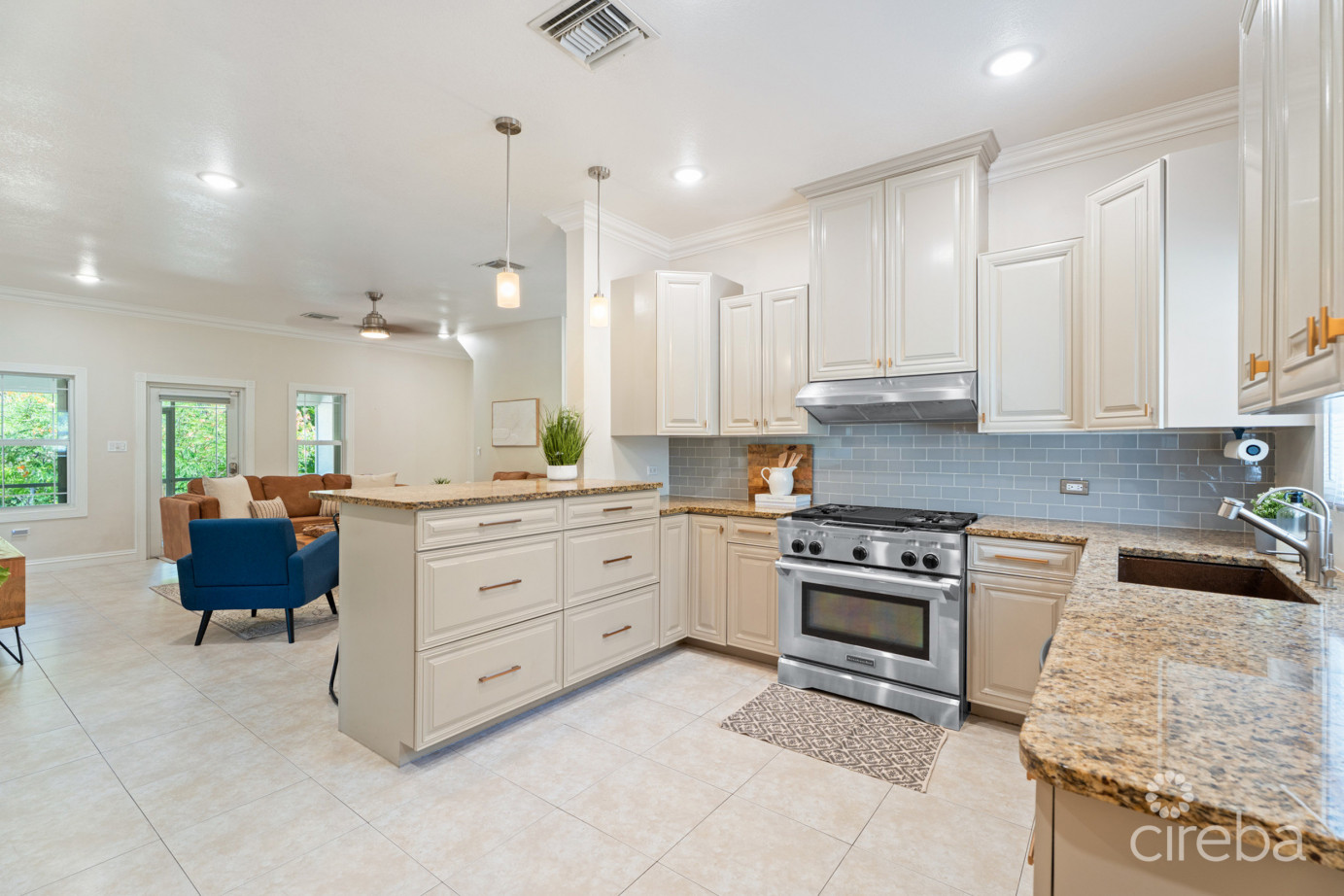 Orchid Heights 32, Midsummer Drive Home