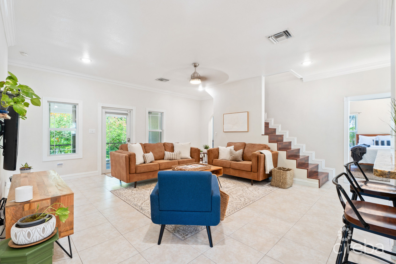 Orchid Heights 32, Midsummer Drive Home