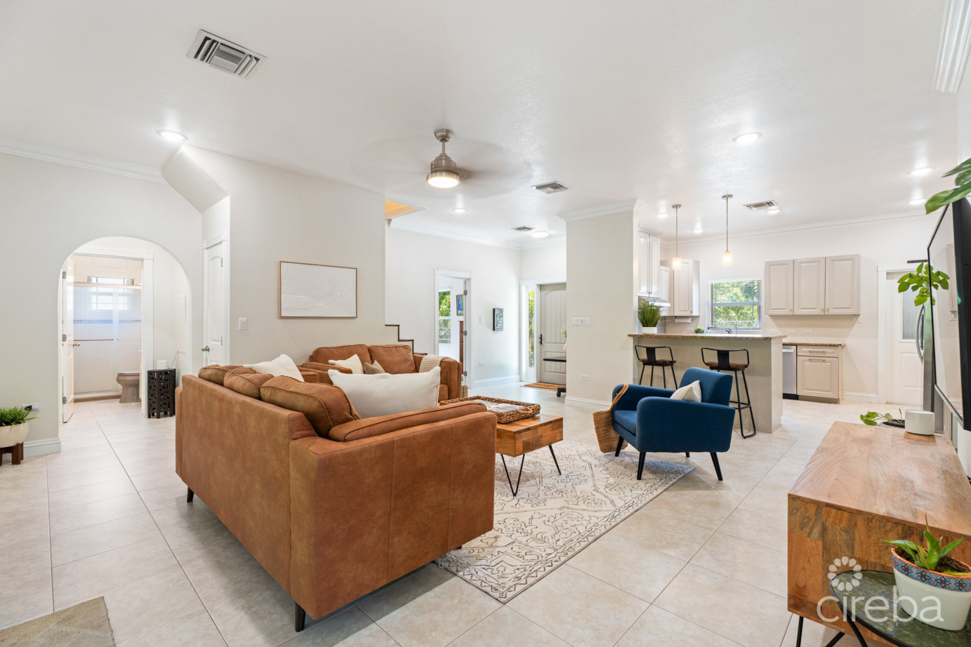 Orchid Heights 32, Midsummer Drive Home