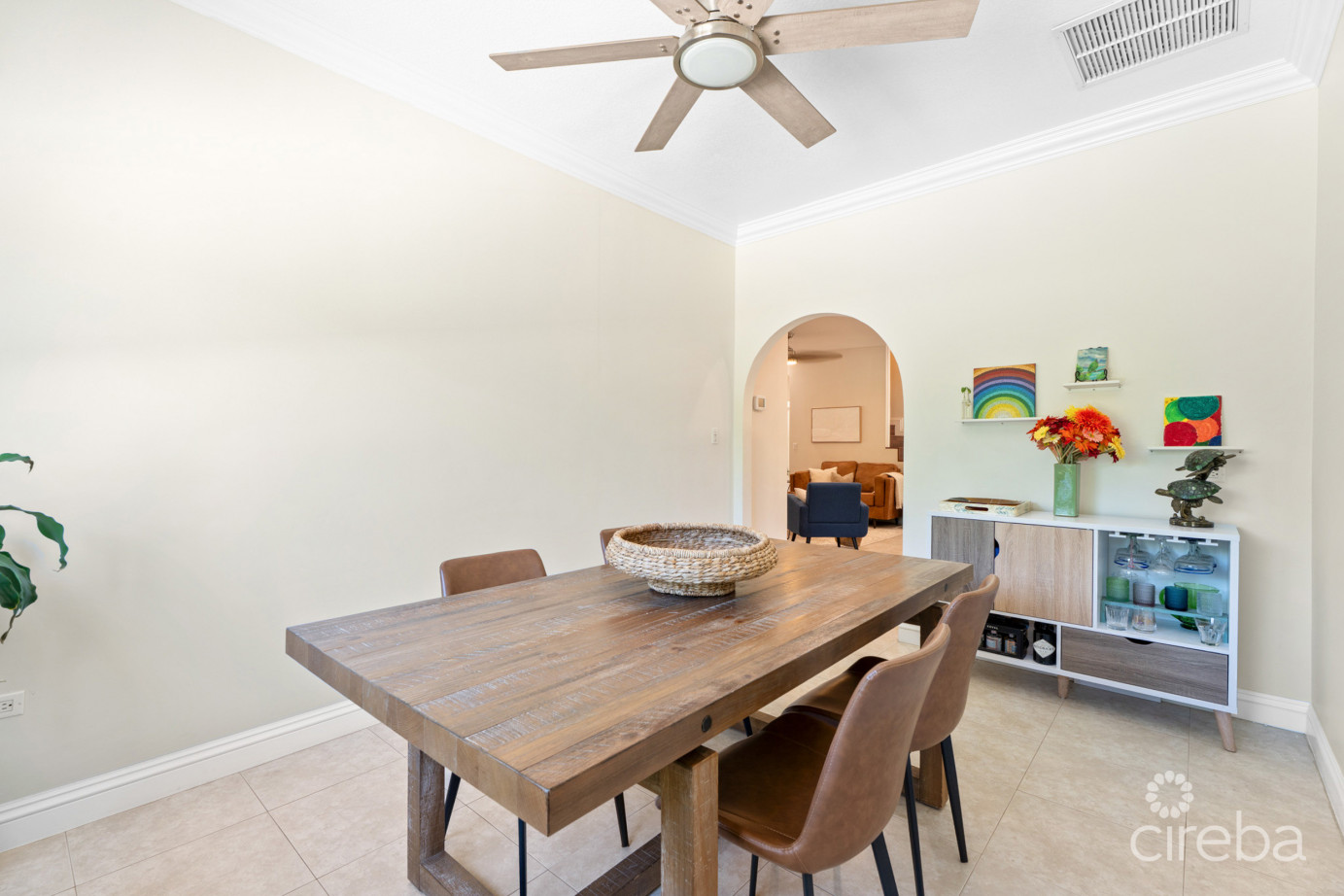 Orchid Heights 32, Midsummer Drive Home