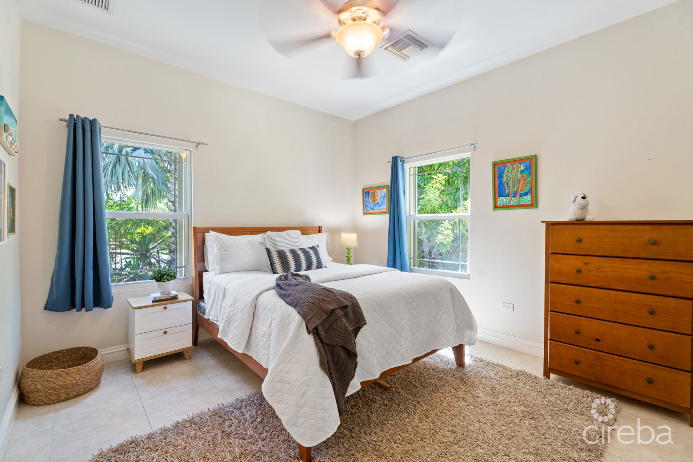 Orchid Heights 32, Midsummer Drive Home