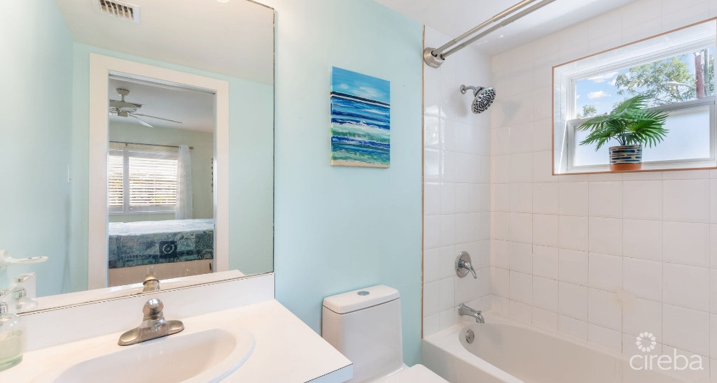 105 Coconut Bay  Upgraded End-unit Townhouse In A Quiet, Oceanfront Community