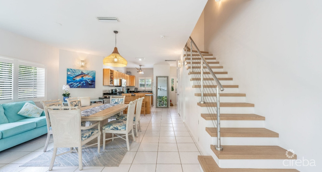 105 Coconut Bay  Upgraded End-unit Townhouse In A Quiet, Oceanfront Community