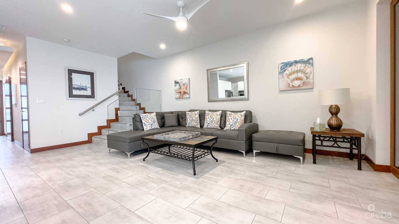 4 Bed Arvia Canal Front