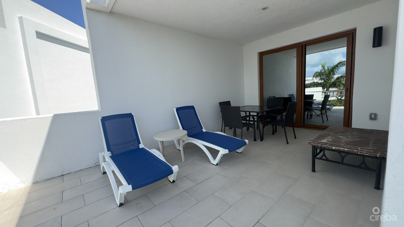 4 Bed Arvia Canal Front