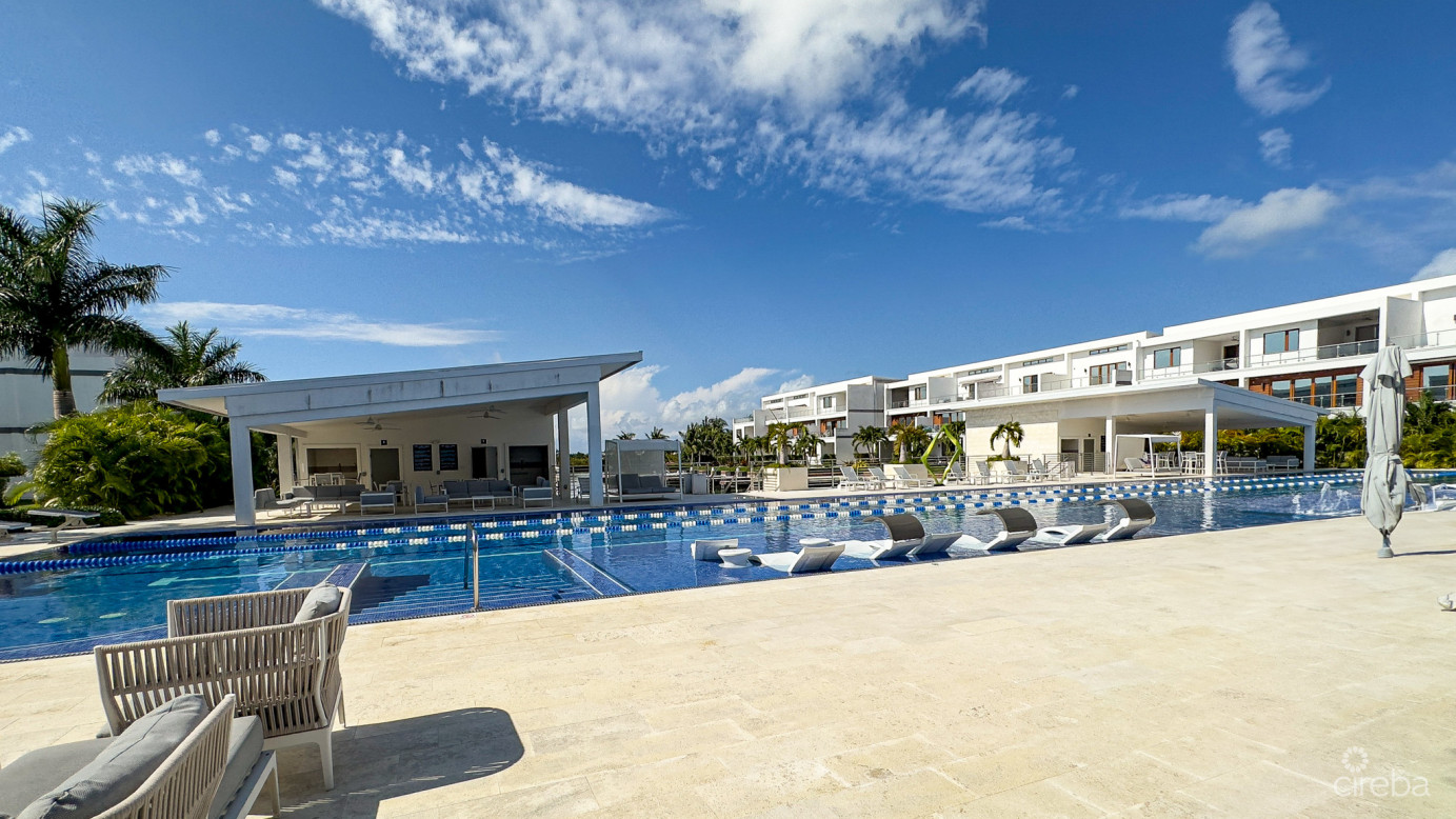 4 Bed Arvia Canal Front