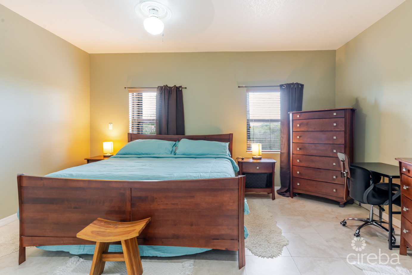 St. Tropez #9 - 3bed + Den